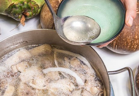 炖汤的营养究竟在汤里还是在肉里?