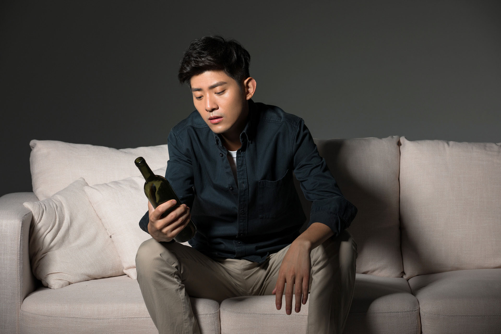 宿醉后如何缓解不适？