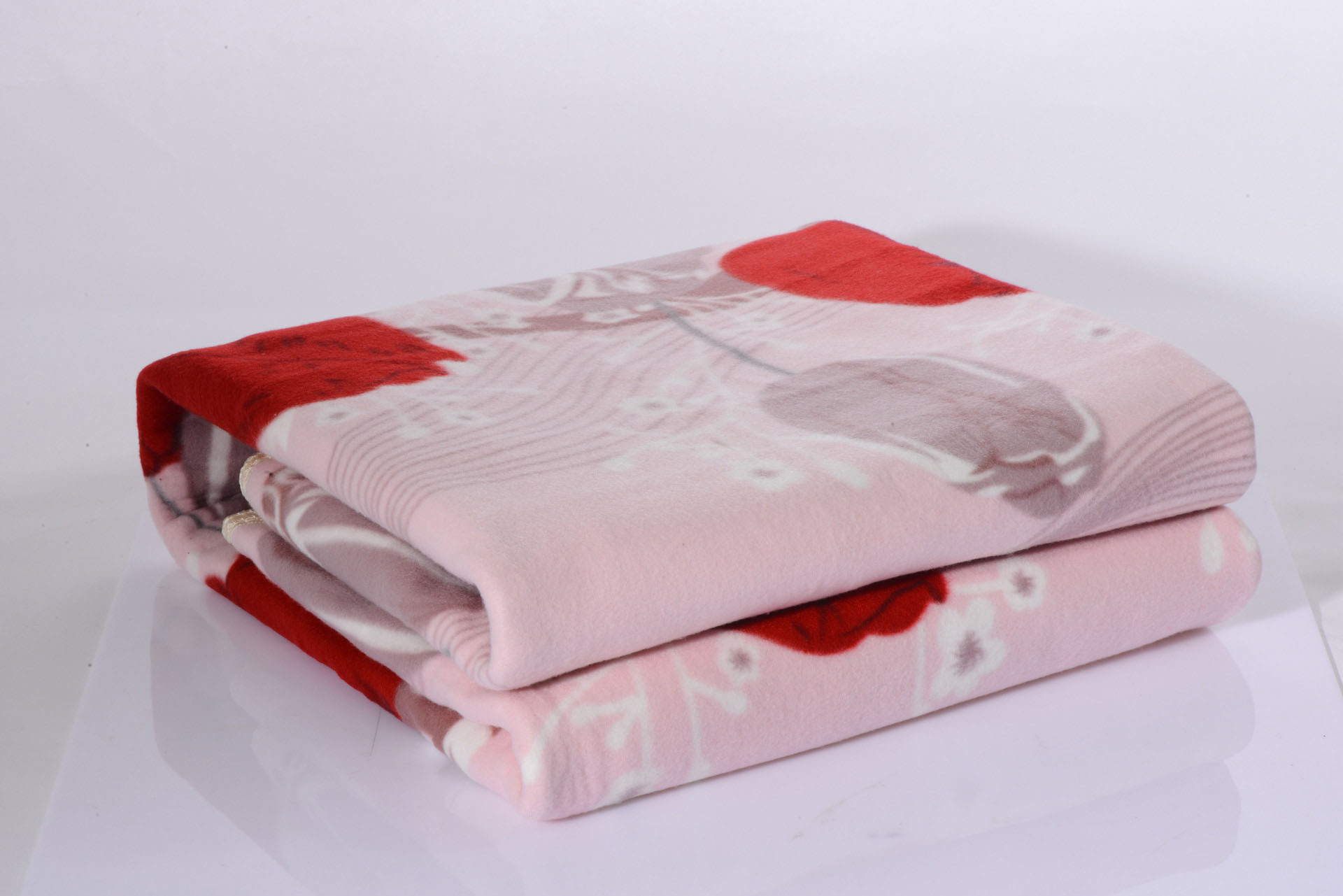 不要给小宝宝用电热毯！看完你就知道了