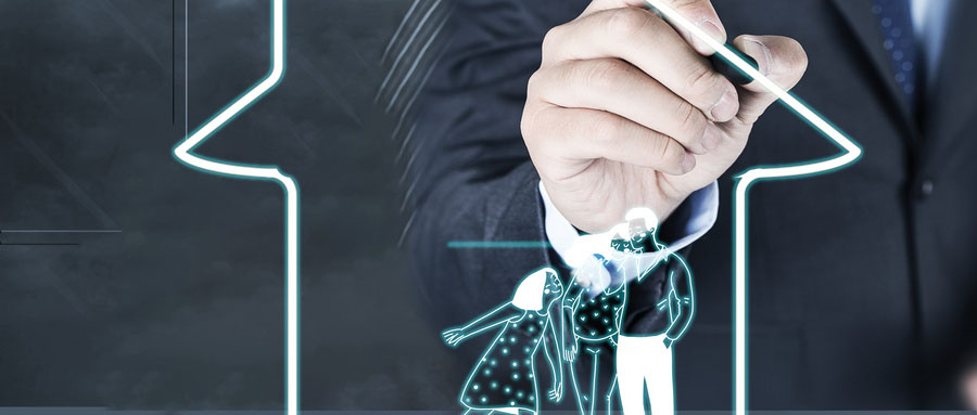 家庭保险配置，应该优先给谁买？